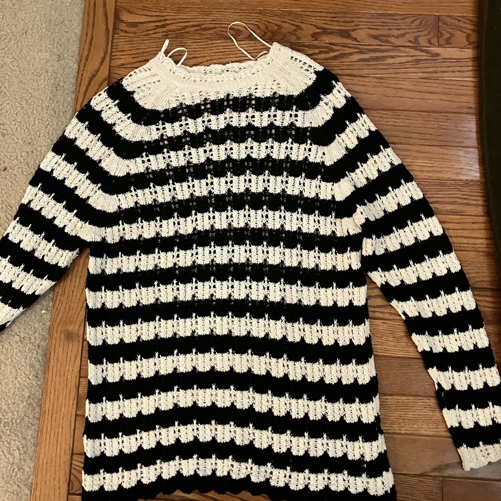 Zara Black and Cream Striped Sweater